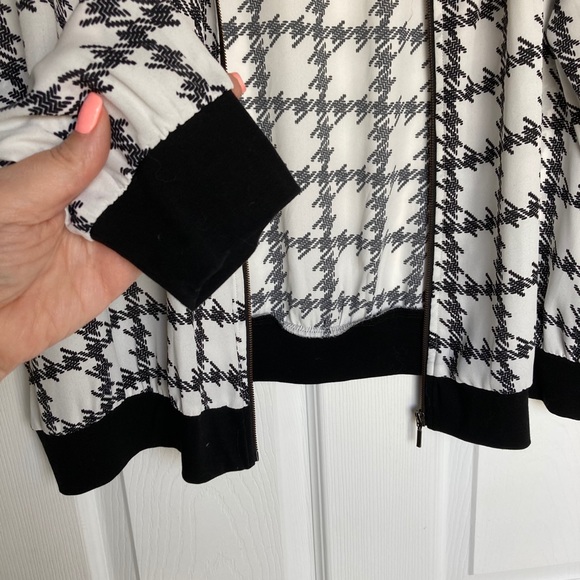 Comp Black “Woman” Jacket - Picture 6 of 7